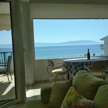 Luxury Sea View Apartment Ofrinion Exterior photo