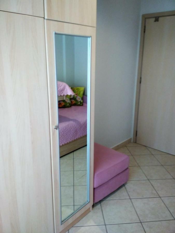Luxury Sea View Apartment Ofrinion Exterior photo